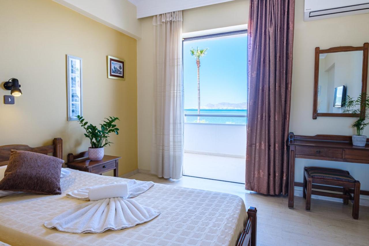 Seaside ApartmentsAmpavris エクステリア 写真
