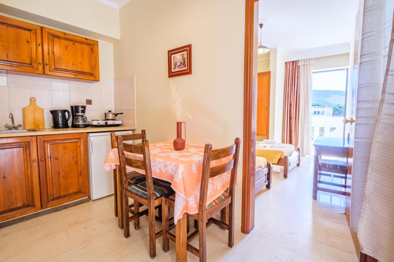 Seaside ApartmentsAmpavris エクステリア 写真